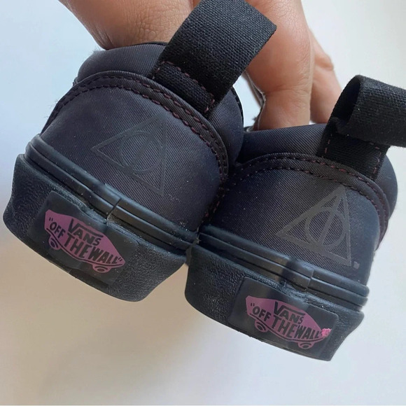 Vans Off The Wall X Harry Potter Deathly Hallows Old Skool Elastic Shoes 10.5 - Picture 7 of 11
